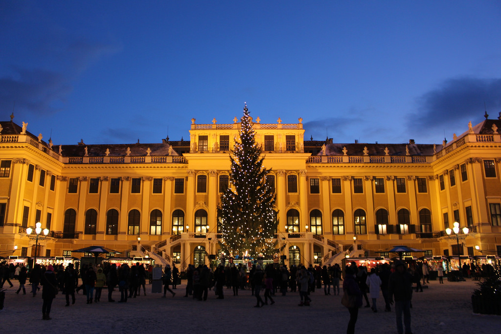 Christmas Market at Schönbrunn 1